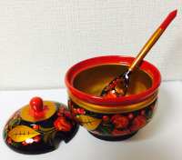 美しく彩られた食器005